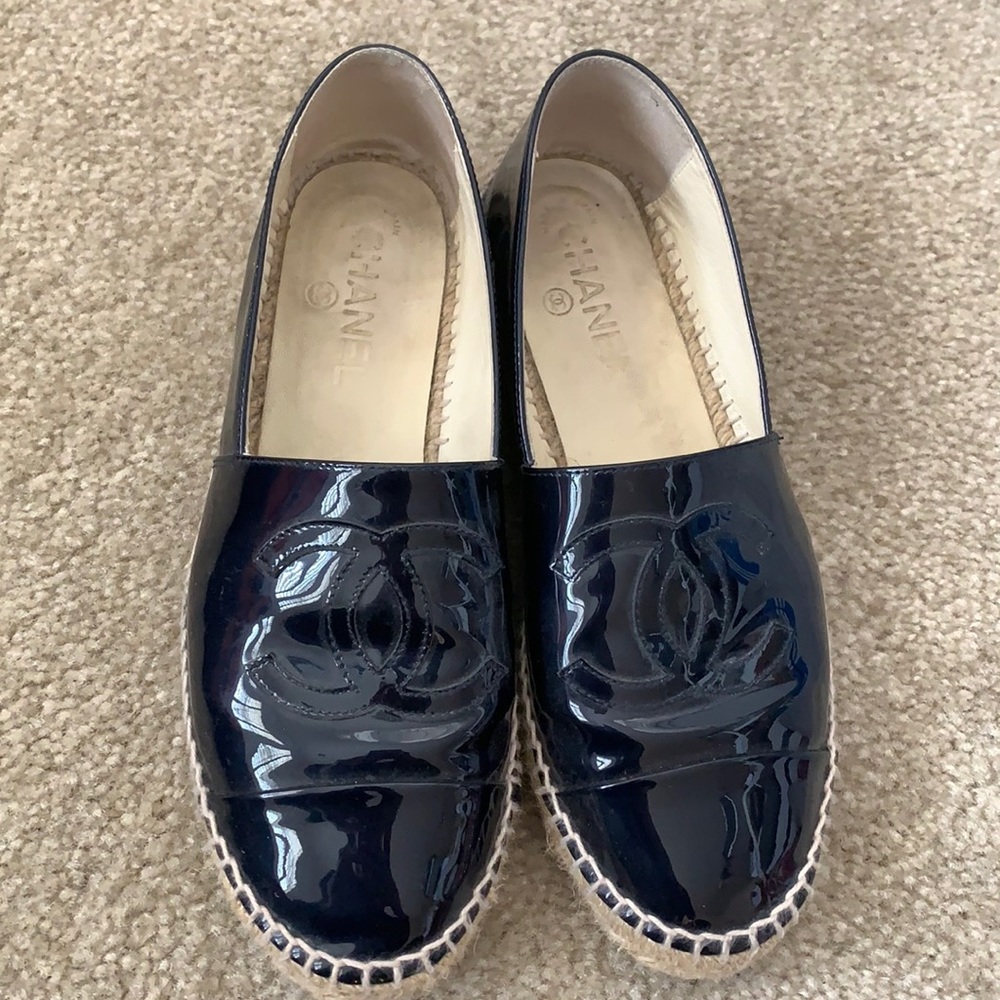 🔥SALE🔥Chanel espadrilles 38 patent blue